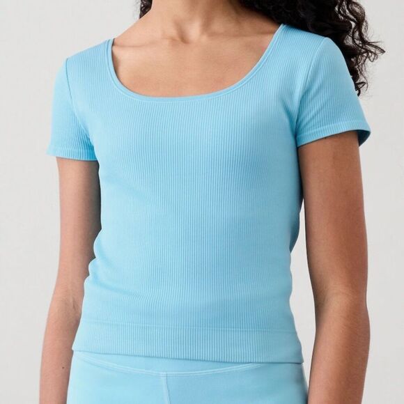Athleta Other - Athleta Girl Rise Above Rob Crop Tee
